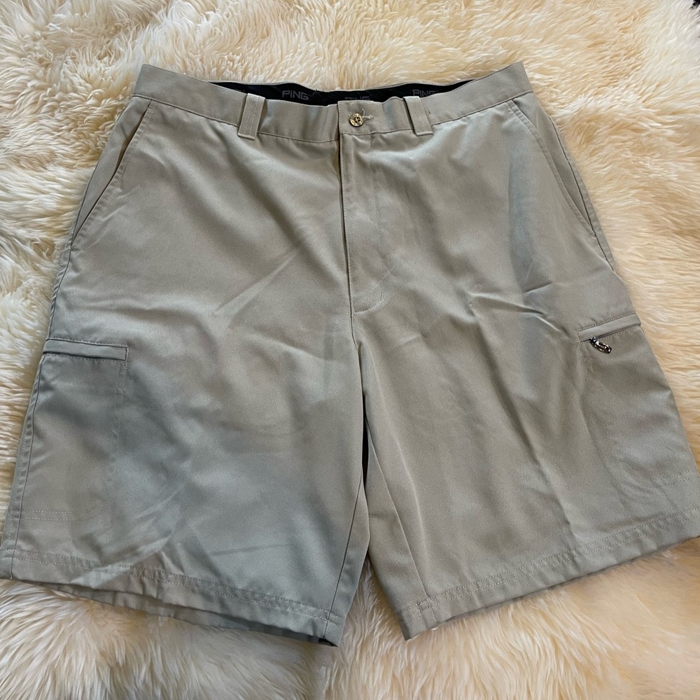 Ping men’s golf shorts size 36